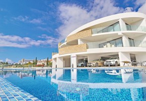 Квартира На продажу  in Coral Bay, Пафос - SL21680