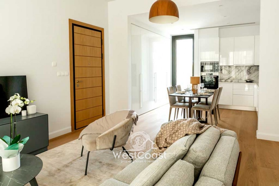 Apartment For Sale  in  Tombs of the Kings