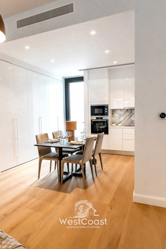 Apartment For Sale  in  Tombs of the Kings