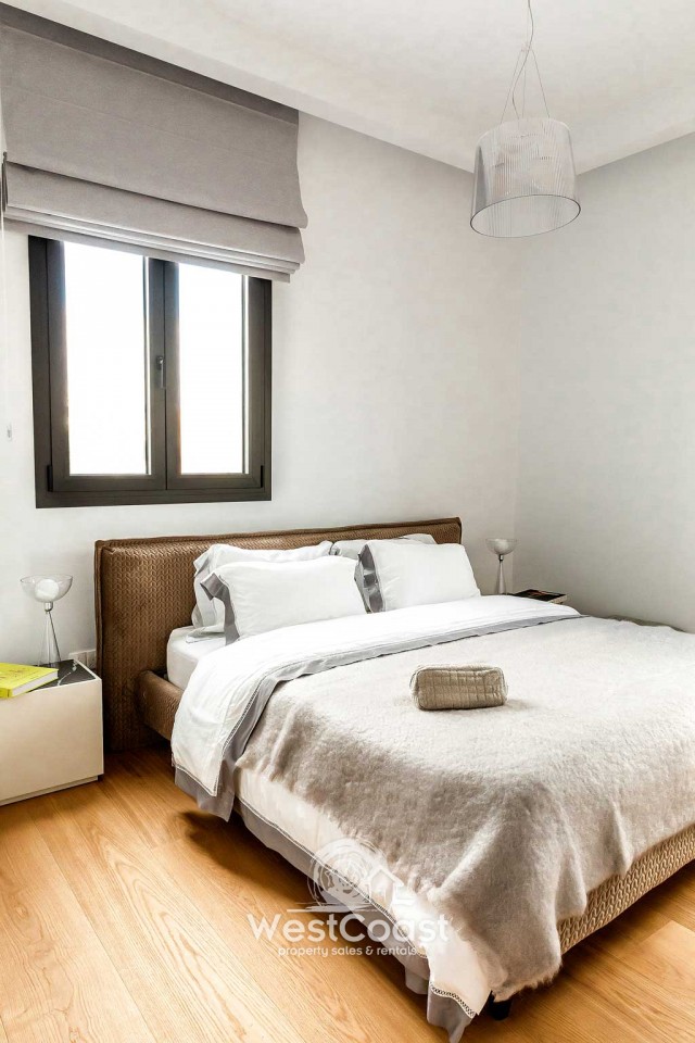 Apartment For Sale  in  Tombs of the Kings