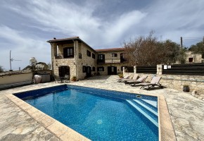 Отдельная Вилла На продажу  in Pano Arodes, Пафос - SL23276