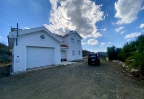 Отдельная Вилла На продажу  in Marathounda, Пафос - SL23326