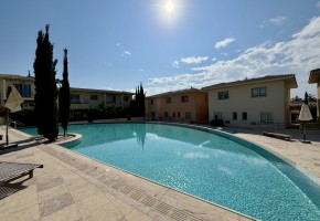 Квартира На продажу  in Universal, Пафос - SL23556