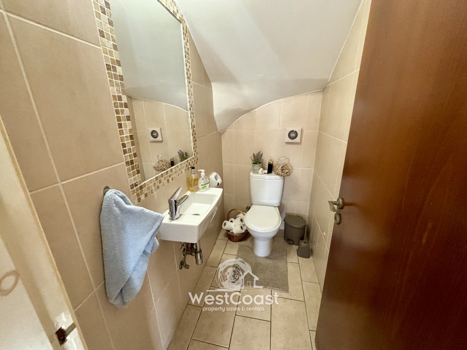 Detached Villa For Sale  in  Chloraka