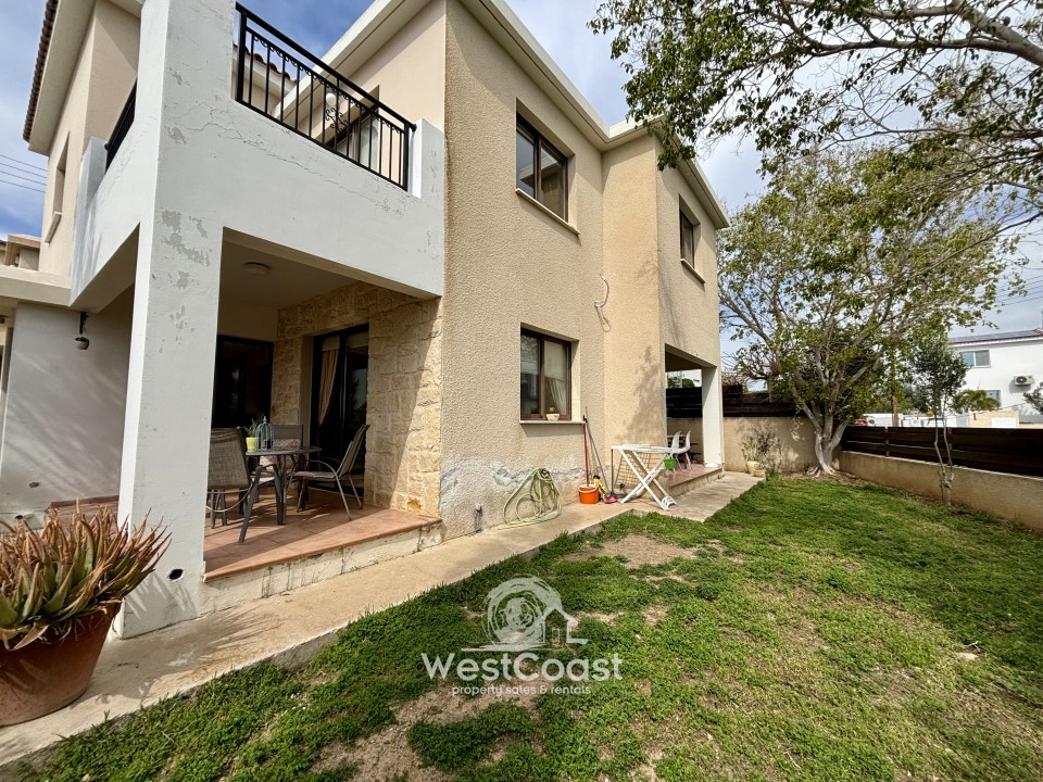 Detached Villa For Sale  in  Chloraka