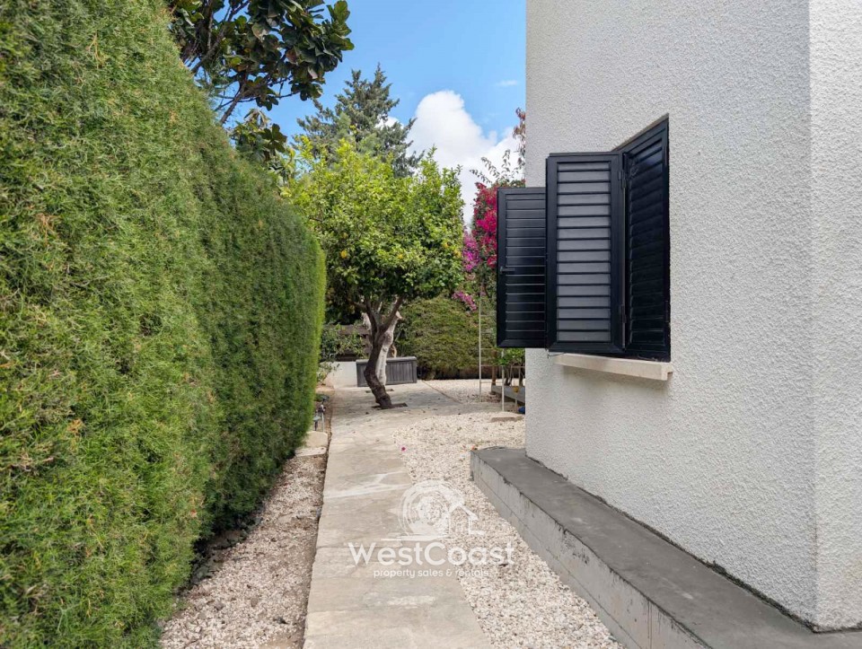 Apartment For Sale  in  Kato Paphos