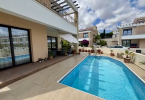 Отдельная Вилла На продажу  in Peyia, Пафос - SL23912