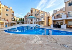 Квартира На продажу  in Universal, Пафос - SL24025